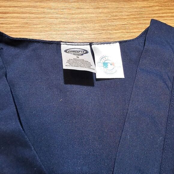 New York Yankees Medical Scrubs Size Small S Navy Blue Concepts Sports Dentist - Picture 3 of 9